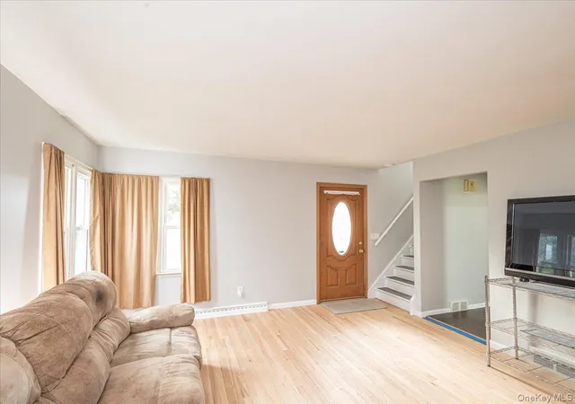 Photo 4 of Single family home for sale at 457 Washington Ave, Brookhaven, NY 11772 | MLS# 1059354 | Listing updated on 2026-10-07