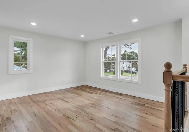 Photo 4 of Single family home for sale at 64 Skylark Dr, Islip, NY 11742 | MLS# 1059357 | Listing updated on 2026-10-07