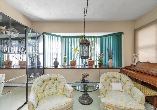 Photo 2 of Single family home for sale at 10 Sunset Ave, Hempstead, NY 11563 | MLS# 1059392 | Listing updated on 2026-10-28