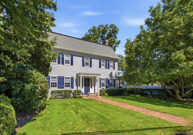 Photo 1 of Single family home for sale at 75 Dewey St, Huntington, NY 11743 | MLS# 1059398 | Listing updated on 2026-10-09