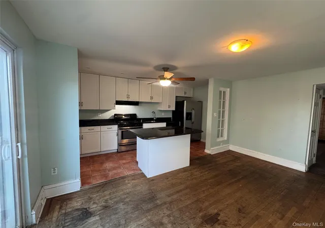 Photo 3 of Single family home for sale at 331 Beach 91st St, New York, NY 11693 | MLS# 1059402 | Listing updated on 2026-10-07