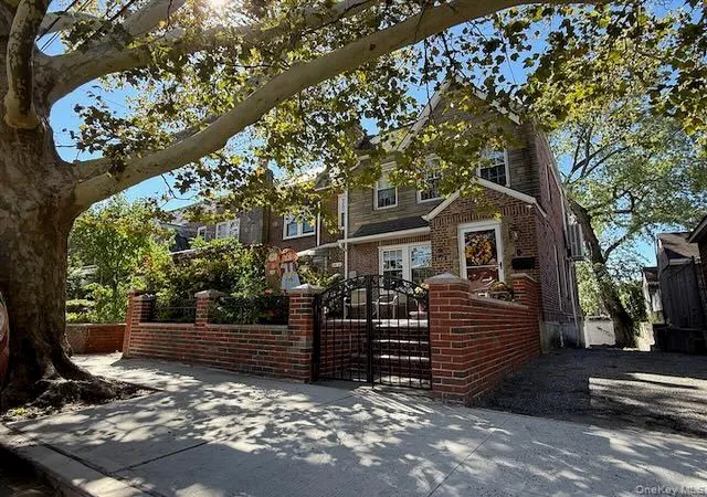 Photo 1 of Single family home for sale at 6414 83rd Place, New York, NY 11379 | MLS# 1059411 | Listing updated on 2026-10-09