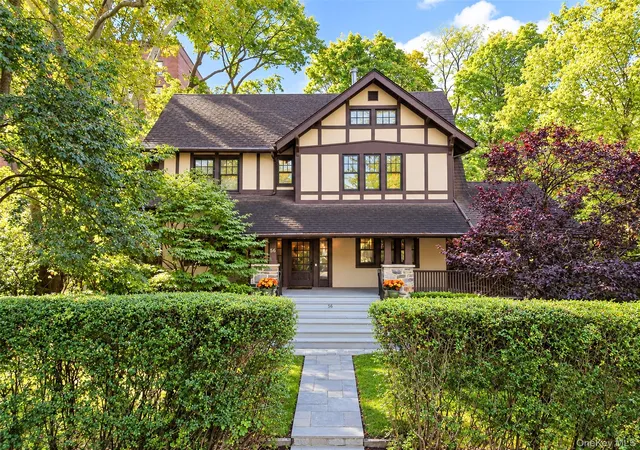 Photo 1 of Single family home for sale at 56 Ellwood Ave, Mount Vernon, NY 10552 | MLS# 1059415 | Listing updated on 2026-10-12