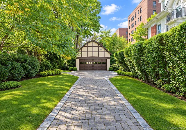 Photo 2 of Single family home for sale at 56 Ellwood Ave, Mount Vernon, NY 10552 | MLS# 1059415 | Listing updated on 2026-10-12