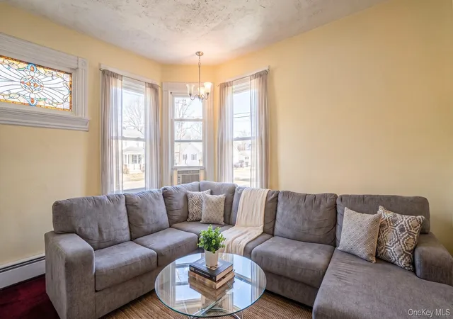 Photo 4 of House for sale at 40 S 7th Avenue, Mount Vernon, NY 10550 | MLS# 1059442 | Listing updated on 2026-10-08