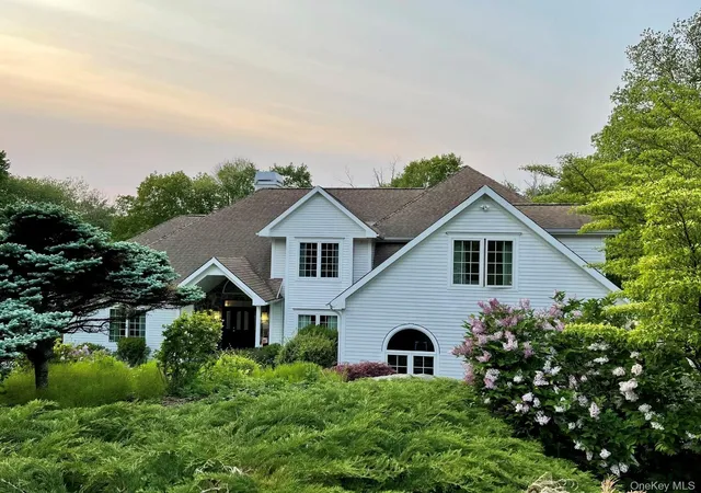 Photo 2 of Single family home for sale at 236 Hardscrabble Rd, North Salem, NY 10560 | MLS# 1059443 | Listing updated on 2026-10-08