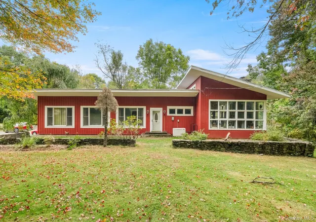 Photo 1 of Single family home for sale at 21 Meads Ln, Stormville, NY 12582 | MLS# 1059447 | Listing updated on 2026-10-07