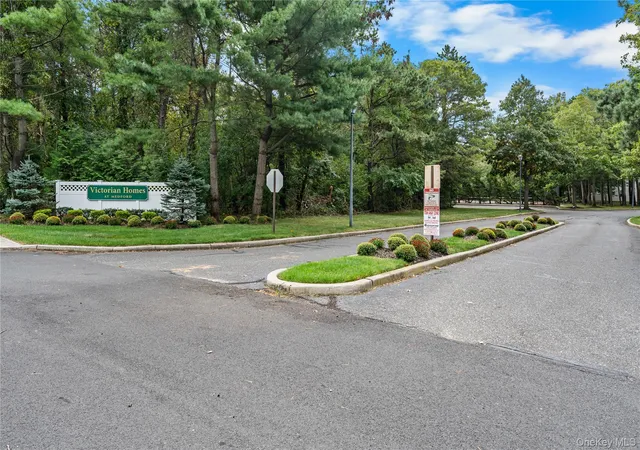 Photo 3 of Condo for sale at 3 Victorian Ln, Brookhaven, NY 11763 | MLS# 1059458 | Listing updated on 2026-10-08