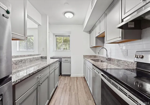 Photo 3 of Condo for sale at 208 Harris Rd #FA3, Bedford, NY 10507 | MLS# 1059508 | Listing updated on 2026-10-28