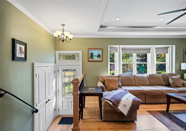 Photo 3 of Single family home for sale at 28 Peacock Ln, Commack, NY 11725 | MLS# 1059509 | Listing updated on 2026-10-09