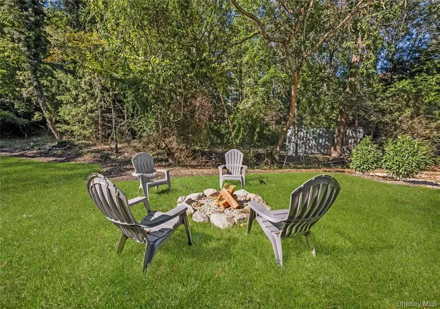Photo 3 of Single family home for sale at 644 Bread And Cheese Holw Rd, Huntington, NY 11768 | MLS# 1059517 | Listing updated on 2026-10-07