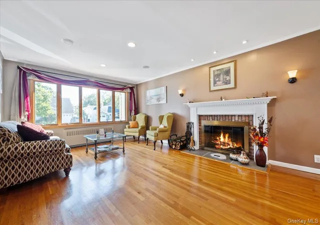 Photo 3 of Single family home for sale at 4 Lincoln St, Hempstead, NY 11530 | MLS# 1059555 | Listing updated on 2026-10-21