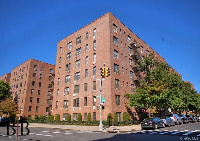 Photo 2 of Condo for sale at 1237 Ave Z #5W, New York, NY 11235 | MLS# 1059565 | Listing updated on 2026-10-08
