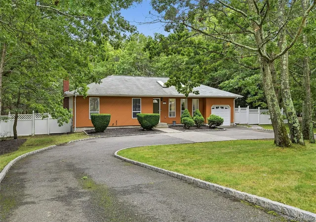 Photo 2 of Single family home for sale at 16 Georgann Rd, Brookhaven, NY 11949 | MLS# 1059567 | Listing updated on 2026-10-08