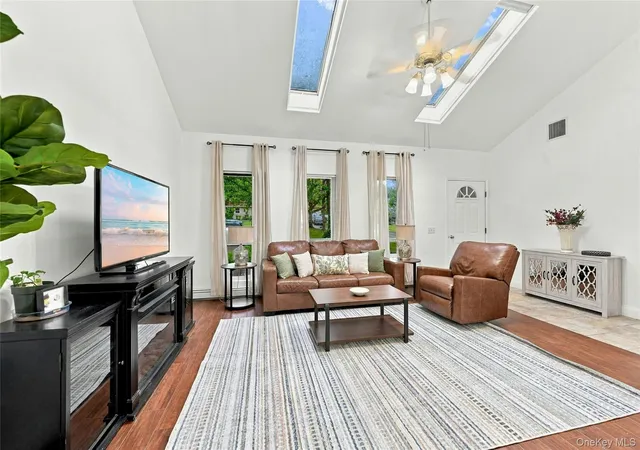 Photo 4 of Single family home for sale at 16 Georgann Rd, Brookhaven, NY 11949 | MLS# 1059567 | Listing updated on 2026-10-08