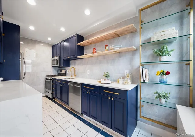 Photo 3 of Condo for sale at 1 Elm St #5B, Eastchester, NY 10707 | MLS# 1059571 | Listing updated on 2026-10-21