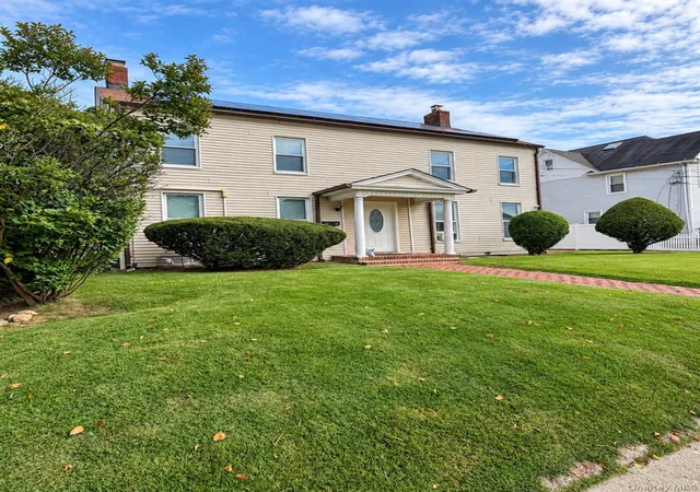 Photo 3 of Single family home for sale at 2521 Grand Ave, Hempstead, NY 11510 | MLS# 1059581 | Listing updated on 2026-10-07