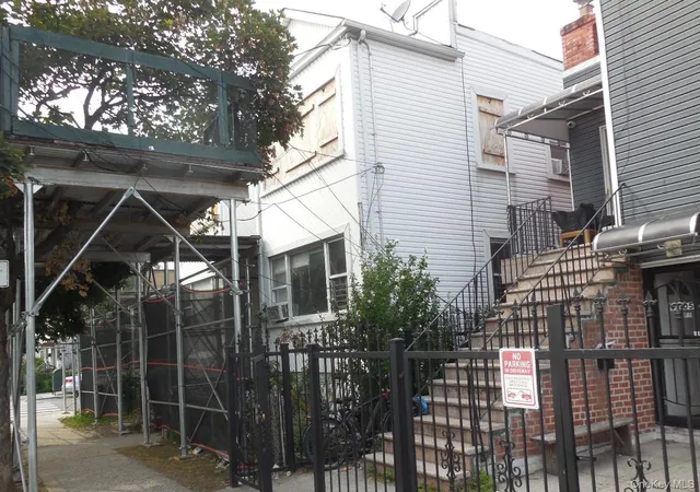 Photo 2 of House for sale at 9701 24th Avenue, New York, NY 11369 | MLS# 1059587 | Listing updated on 2026-10-08
