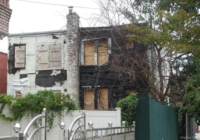 Photo 3 of House for sale at 9701 24th Avenue, New York, NY 11369 | MLS# 1059587 | Listing updated on 2026-10-08