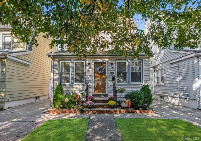 Photo 3 of Single family home for sale at 88-32 241st Street, New York, NY 11426 | MLS# 1059612 | Listing updated on 2026-10-12