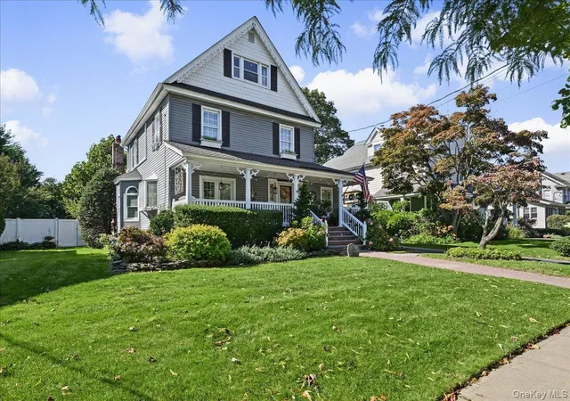 Photo 2 of Single family home for sale at 176 S Centre Ave, Hempstead, NY 11570 | MLS# 1059665 | Listing updated on 2026-10-08