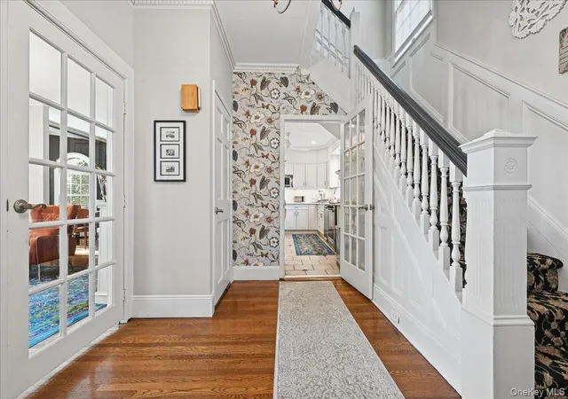Photo 3 of Single family home for sale at 176 S Centre Ave, Hempstead, NY 11570 | MLS# 1059665 | Listing updated on 2026-10-08