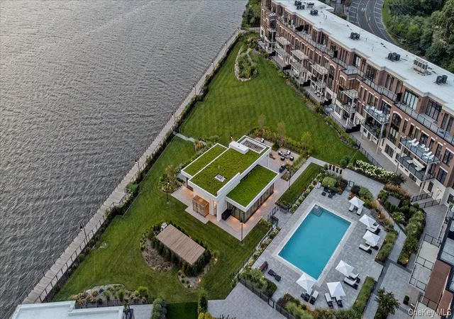 Photo 4 of Condo for sale at 10 Shore Rd #400, Glenwood Landing, NY 11547 | MLS# 1059691 | Listing updated on 2026-10-08