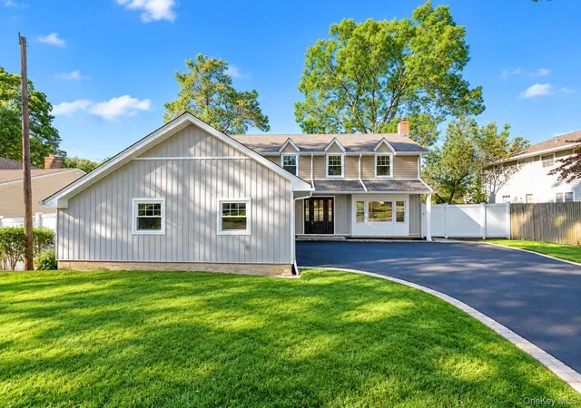 Photo 1 of Single family home for sale at 9 Sussex Ln, Lake Grove, NY 11755 | MLS# 1059693 | Listing updated on 2026-10-07