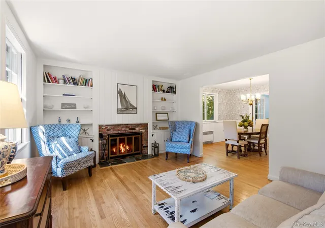 Photo 4 of Single family home for sale at 11 Pennington Dr, Huntington, NY 11743 | MLS# 1059738 | Listing updated on 2026-10-10