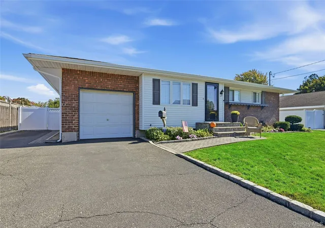 Photo 2 of Single family home for sale at 71 W 14th Street, Deer Park, NY 11729 | MLS# 1059748 | Listing updated on 2026-10-08