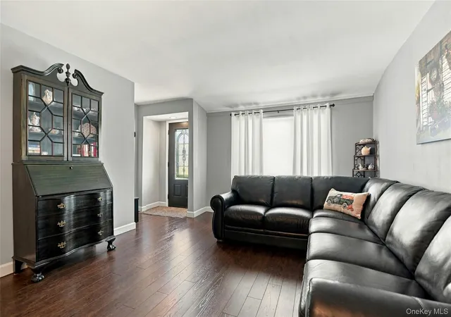 Photo 4 of Single family home for sale at 71 W 14th Street, Deer Park, NY 11729 | MLS# 1059748 | Listing updated on 2026-10-09