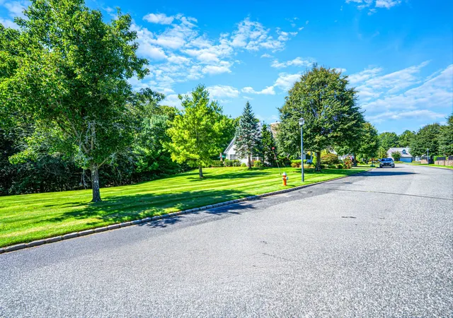 Photo 4 of Condo for sale at 90 Golden Spruce Dr, Calverton, NY 11933 | MLS# 1059777 | Listing updated on 2026-10-07