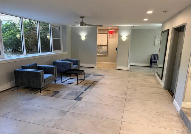 Photo 1 of House for sale at 185s Middle Neck Rd #1C, North Hempstead, NY 11021 | MLS# 1059805 | Listing updated on 2026-10-23