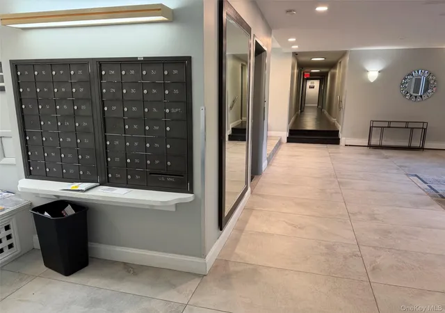 Photo 2 of House for sale at 185s Middle Neck Rd #1C, North Hempstead, NY 11021 | MLS# 1059805 | Listing updated on 2026-10-23