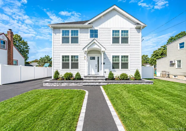Single family home for sale at 23 Bogart St, Huntington, NY 11746 | MLS# 1059831