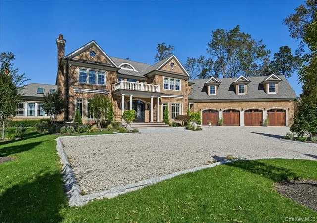 Photo 2 of Mansion for sale at 1 Hunters Way, Saint James, NY 11780 | MLS# 1059832 | Listing updated on 2026-10-09