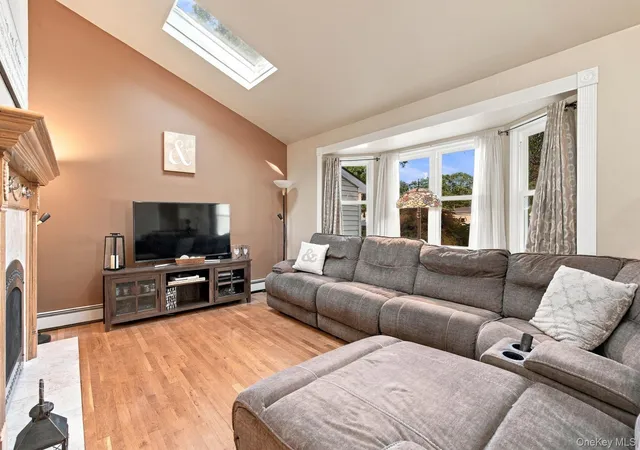 Photo 4 of Single family home for sale at 46 Cedar St, Selden, NY 11784 | MLS# 1059842 | Listing updated on 2026-10-10