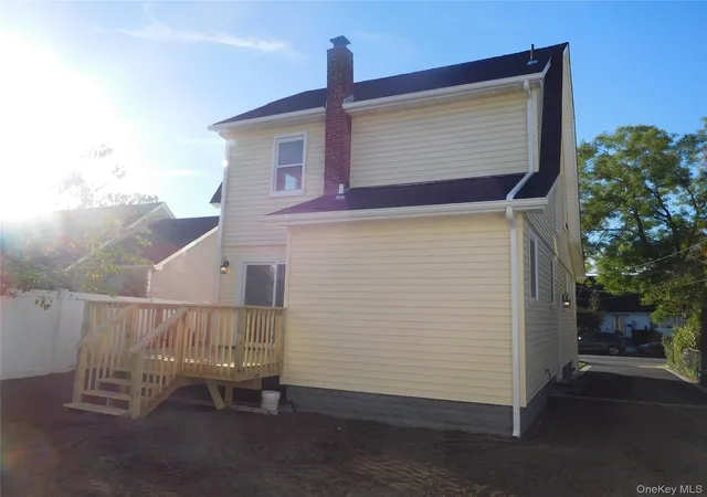 Photo 3 of Single family home for sale at 35 Fairview Ave, Oceanside, NY 11572 | MLS# 1059851 | Listing updated on 2026-10-09
