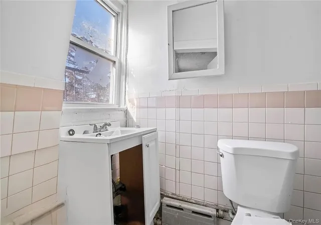 Listing Photo 4 - Condo for sale in building located at 1524 124th St, New York, NY 11356