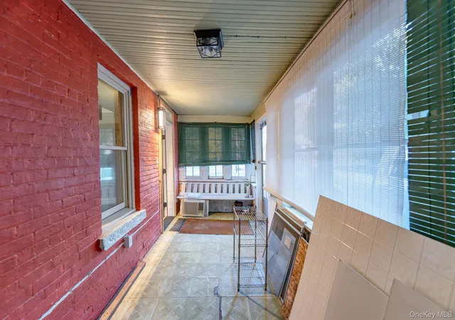 Photo 3 of Single family home for sale at 35 Rock St, Kingston, NY 12401 | MLS# 1059960 | Listing updated on 2026-10-09