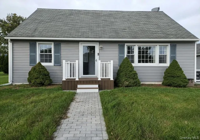 Photo 1 of Single family home for sale at 5 Orchard Pl, Tillson, NY 12486 | MLS# 1059980 | Listing updated on 2026-10-08