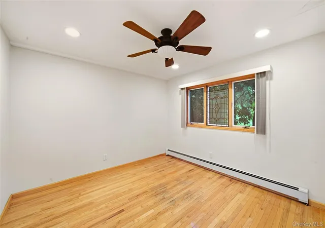 Photo 4 of Single family home for sale at 2554 Linden Ln, Hempstead, NY 11566 | MLS# 1059988 | Listing updated on 2026-10-09