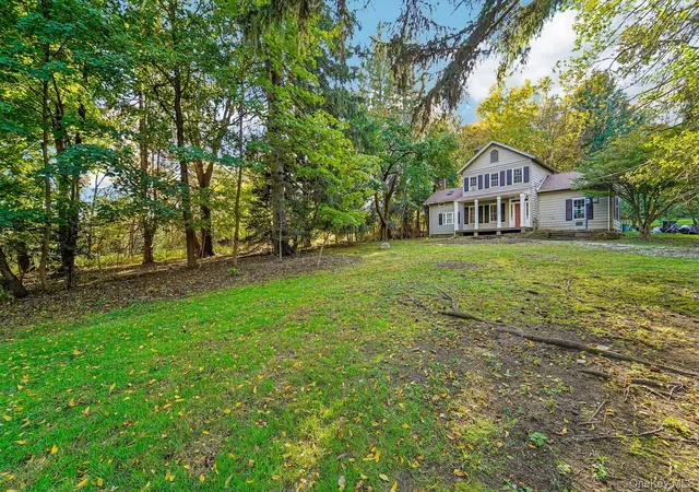 Photo 2 of Single family home for sale at 597 W Nyack Rd, Clarkstown, NY 10994 | MLS# 1059990 | Listing updated on 2026-10-21