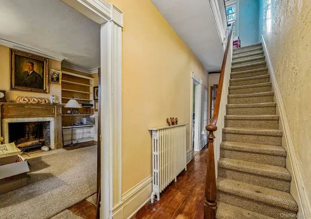 Photo 3 of Single family home for sale at 597 W Nyack Rd, Clarkstown, NY 10994 | MLS# 1059990 | Listing updated on 2026-10-21