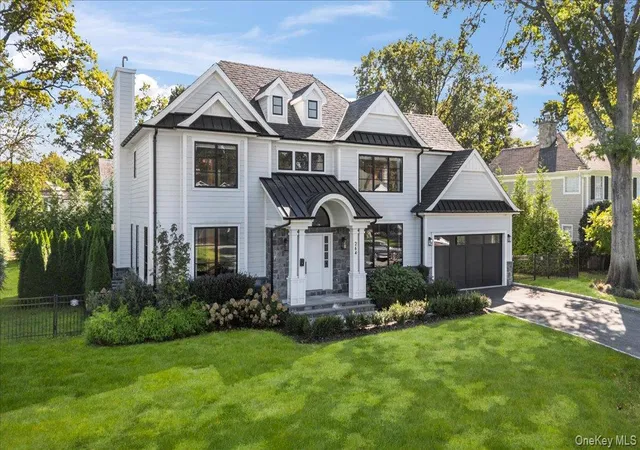 Photo 2 of Single family home for sale at 264 Northwoods Rd, Manhasset, NY 11030 | MLS# 1060020 | Listing updated on 2026-10-08