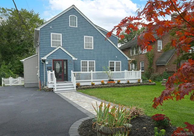 Photo 1 of Single family home for sale at 167 Rider Ave, Patchogue, NY 11772 | MLS# 1060027 | Listing updated on 2026-10-08