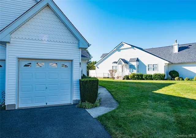 Photo 3 of Condo for sale at 53 Summerfield Ln N, Riverhead, NY 11901 | MLS# 1060055 | Listing updated on 2026-10-07