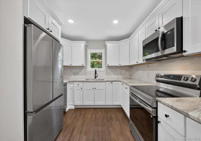 Photo 4 of Single family home for sale at 159 Crane Rd, Carmel, NY 10512 | MLS# 1060058 | Listing updated on 2026-10-10