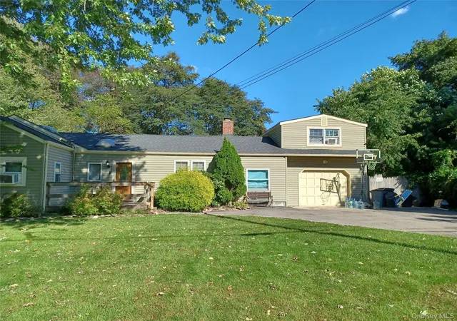 Photo 2 of Single family home for sale at 77 Dahlia Dr, Brookhaven, NY 11951 | MLS# 1060074 | Listing updated on 2026-10-07
