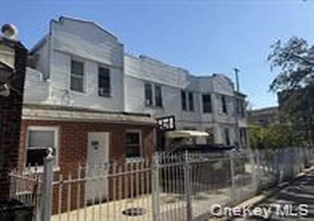 Single family home for sale at 289 Etna St, New York, NY 11208 | MLS# 1060130